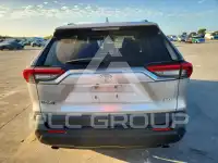 2020 Toyota RAV4 фото