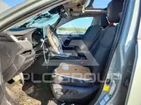 2020 Toyota RAV4 фото