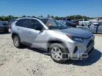 2020 Toyota RAV4 photo