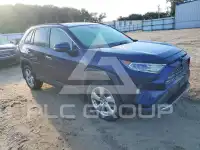 2020 Toyota RAV4 фото