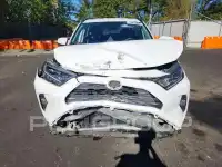 2020 Toyota RAV4 фото