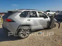 2020 Toyota RAV4 photo
