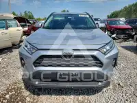 2020 Toyota RAV4 photo