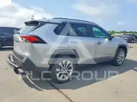 2020 Toyota RAV4 фото