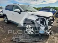 2020 Toyota RAV4 фото