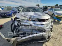 2020 Toyota RAV4 фото