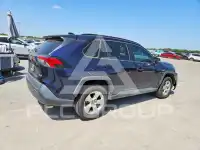 2020 Toyota RAV4 photo