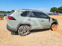 2020 Toyota RAV4 фото