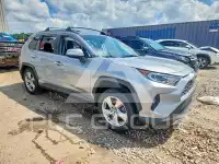 2020 Toyota RAV4 фото