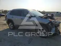 2020 Toyota RAV4 фото