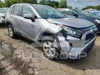 2020 Toyota RAV4 фото
