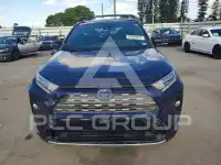 2020 Toyota RAV4 photo