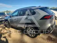 2020 Toyota RAV4 фото