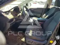2020 Toyota RAV4 фото