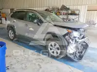 2020 Toyota RAV4 фото