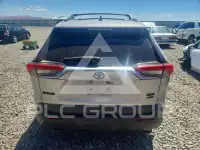 2020 Toyota RAV4 photo