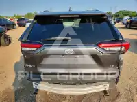 2020 Toyota RAV4 фото