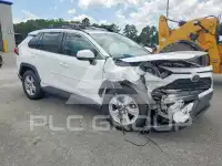 2020 Toyota RAV4 фото