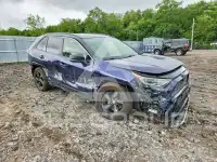 2020 Toyota RAV4 фото