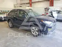 2020 Toyota RAV4 photo