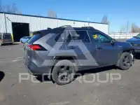 2020 Toyota RAV4 фото