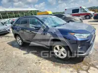 2020 Toyota RAV4 фото
