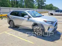 2020 Toyota RAV4 фото