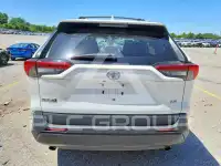 2020 Toyota RAV4 фото