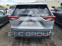 2020 Toyota RAV4 фото