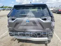 2020 Toyota RAV4 фото