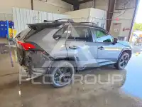 2020 Toyota RAV4 фото