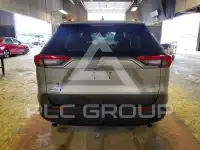 2020 Toyota RAV4 фото