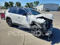 2020 Toyota RAV4 photo