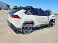 2020 Toyota RAV4 photo