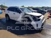 2020 Toyota RAV4 фото