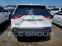 2020 Toyota RAV4 photo