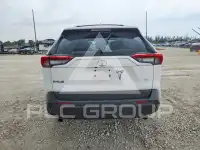 2020 Toyota RAV4 фото