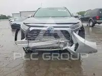 2020 Toyota RAV4 фото