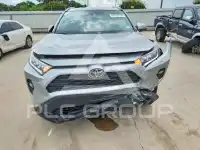 2020 Toyota RAV4 фото