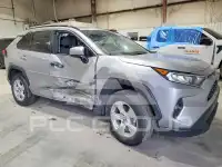 2020 Toyota RAV4 фото