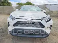 2020 Toyota RAV4 photo