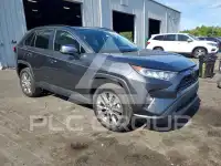 2020 Toyota RAV4 фото