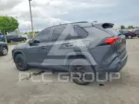 2020 Toyota RAV4 фото