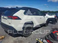 2020 Toyota RAV4 фото