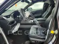 2020 Toyota RAV4 фото