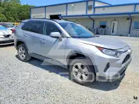 2020 Toyota RAV4 фото