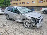 2020 Toyota RAV4 фото
