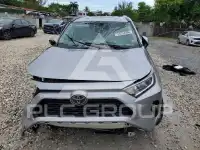 2020 Toyota RAV4 фото