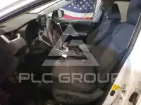2020 Toyota RAV4 фото