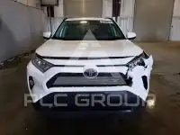 2020 Toyota RAV4 фото